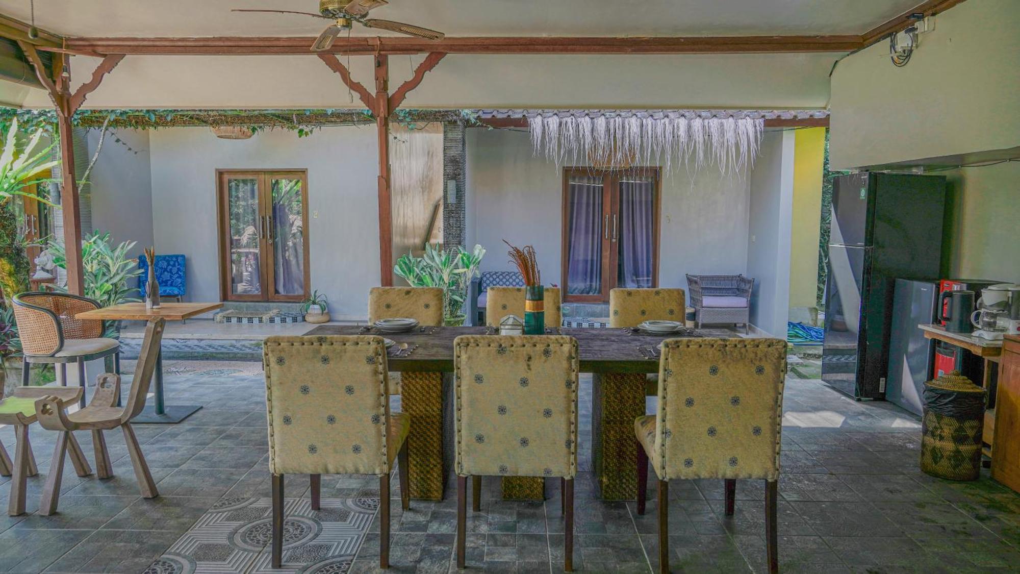 Lokasari Retreat Hotel Ubud  Exterior photo